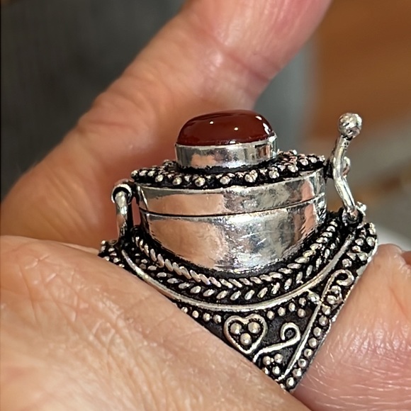 #195 Carnelian Handcrafted Poison ☠️ Ring 💍 Size 8.25 NWOT - Picture 3 of 16